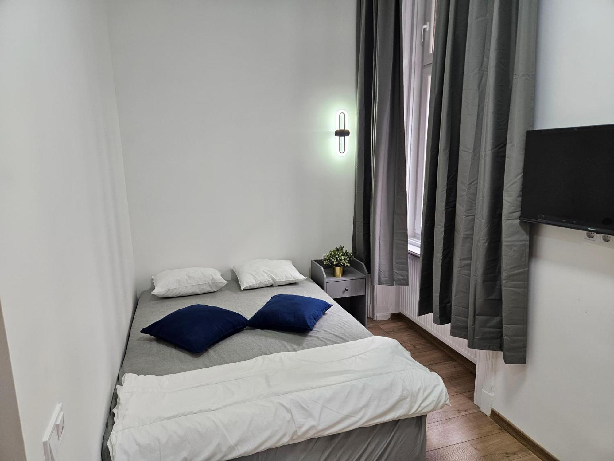 Designer Apartments Near Kalvin Square, Budapest